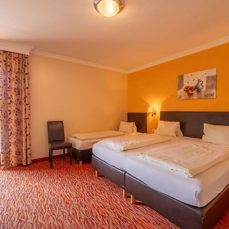 Vitalhotel Sonnblick Villach Esterno foto